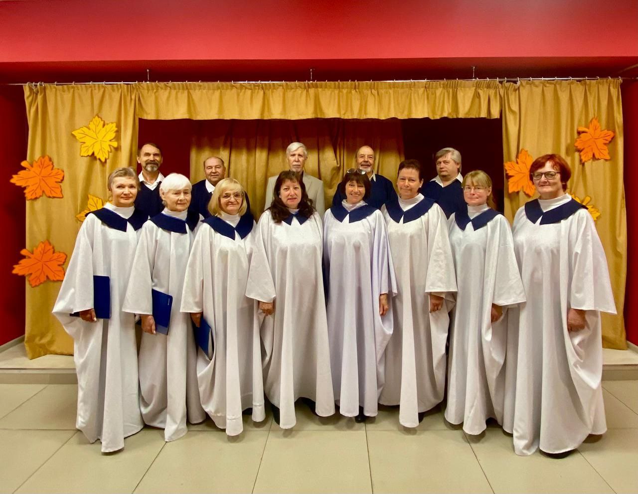 В Кременковском ГДК прошёл патриотический песенный фестиваль «Мы поём о России», приуроченный ко Дню народного единства