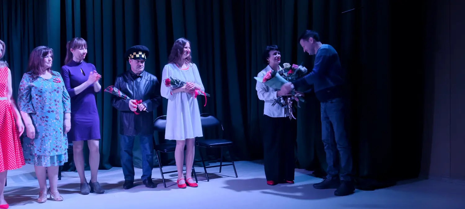 В минувшие выходные в КДЦ «Протон» состоялась премьера спектакля «Сказка» театральной студии «Алькор»