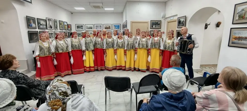 Выступление хора «Реченка» в ВЦ